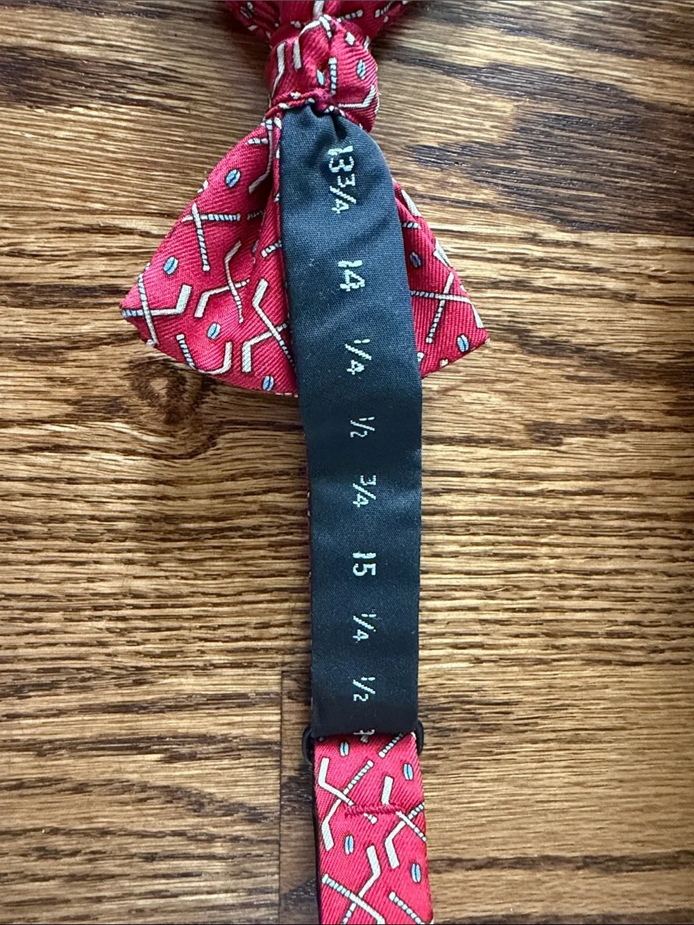 Vineyard Vines pre tied